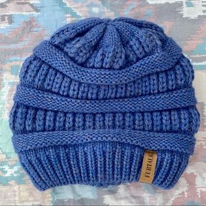 LAST CALL!!! 💙✨super cozy beanie✨💙